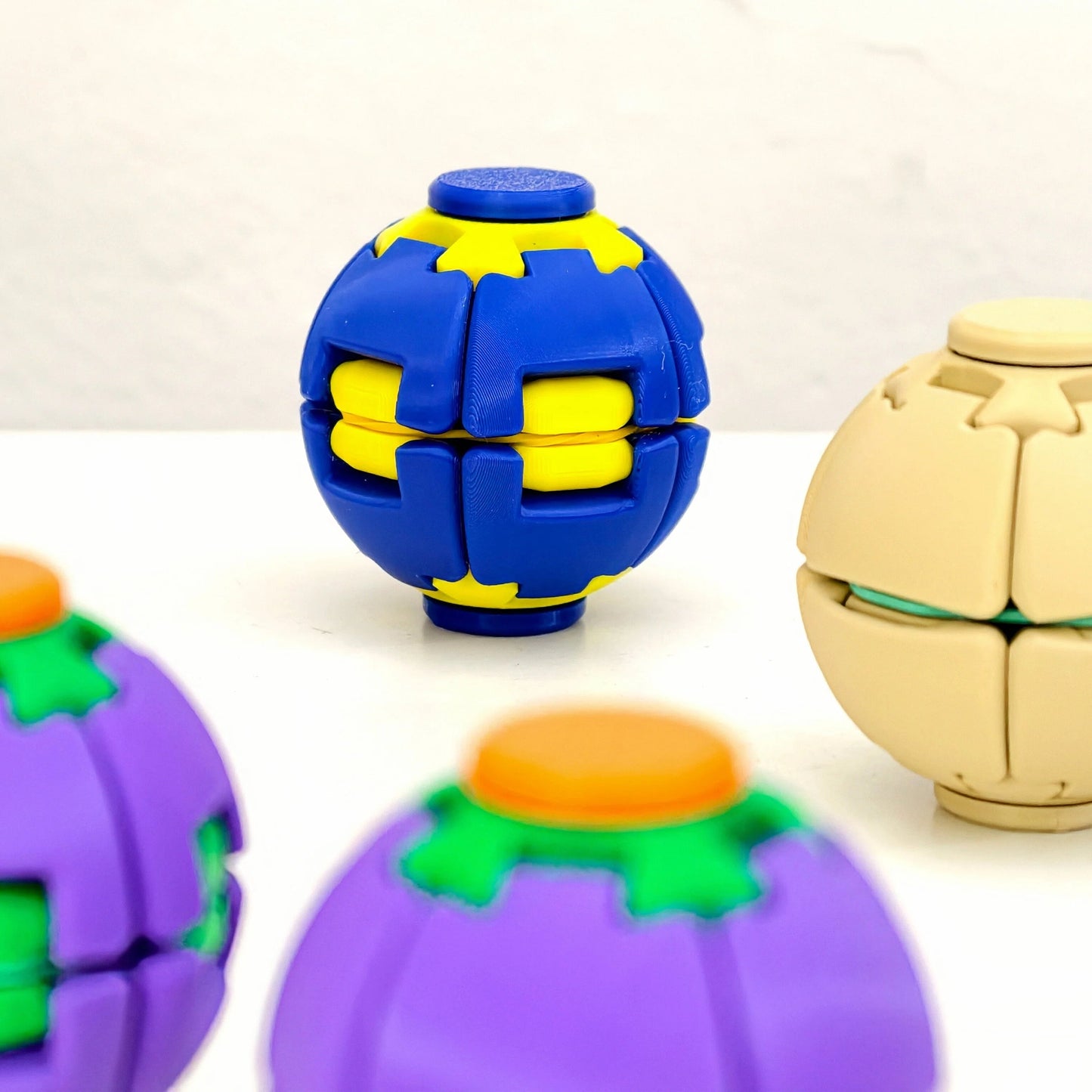 ⚽ Press-to-Spin Stress Relief Fidget Ball